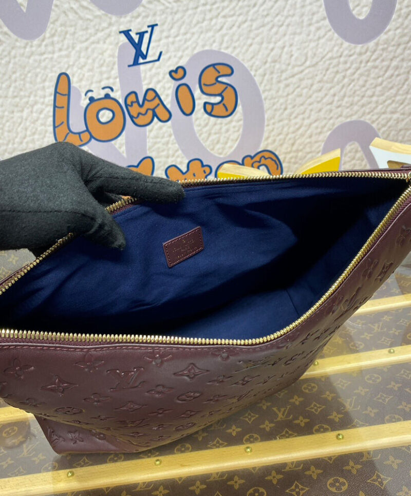Louis Vuitton Coussin Hobo MM M12068 M12072